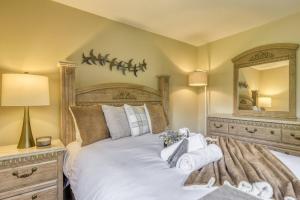Lovely Chalet with Hot Tub, Sauna & Billiard
