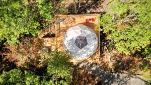 Luxury Glamping Domes & Chalet with Hot Tubs and Mountain Views in Augusta, WV