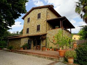 Casa Dina