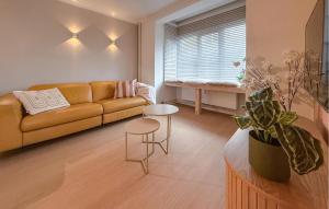 2 Bedroom Cozy Apartment In De Haan