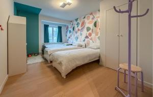 2 Bedroom Cozy Apartment In De Haan