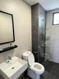 Self Check-in 3BR Condo at Puchong with Free Parking & WiFi