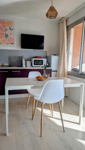 Ste-Maxime - Appartement au cœur de la pinède avec grande terrasse et parking gratuit à 500m de la mer