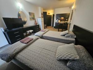 Студио за двама в Сарафово