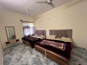 Maharaja hotel and dhaba