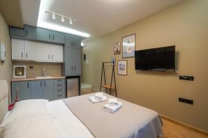 Dragoumi Suites Lydia