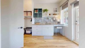 Comfortable 22 Villa in Lil Havana, Free Parking