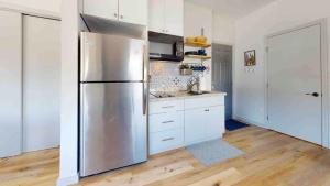 Comfortable 22 Villa in Lil Havana, Free Parking