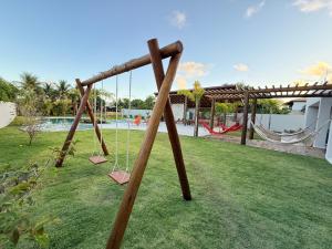 Casa de Praia - Condominio Parque Interlagos Bahia- 500 Metros da Praia