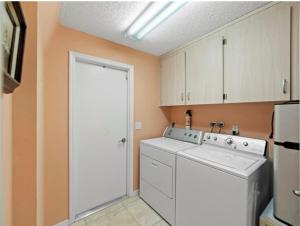 Family house with pool