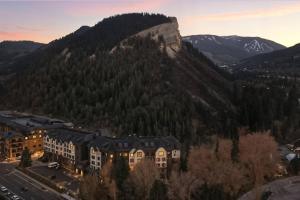 Beaver Creek Penthouse with Pool, Hot Tub, Walkable