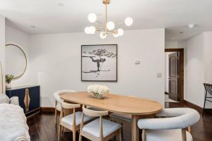 Beaver Creek Penthouse with Pool, Hot Tub, Walkable