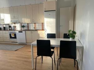 Spacious Apartment for 4 with Sauna