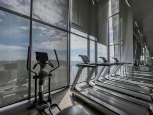 Duplex near BTS l Rooftop Pool l Skyline l Sontana