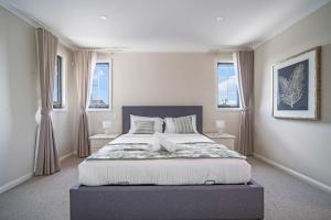 Comfortable 5BR Stay in Prime Sunnybank with Pool