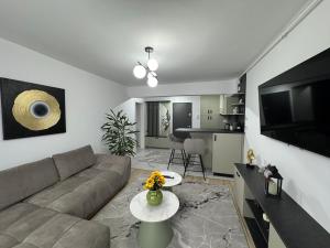 Modern Nest By David