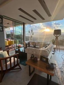 Hermosa casa en Jilotzingo con vista al bosque