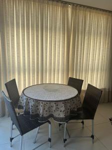 Apartamento Moderno, Charmoso e Pertinho do Mar em Bombas