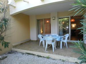Appartement T2 cabine avec terrasse à Bormes-les-Mimosas - FR-1-251-881