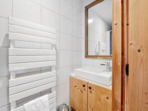 Spacieux appartement 96 m² à Flaine Hameau avec piscine et parking - FR-1-687-119