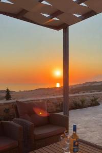 Villa Sofita Komos View
