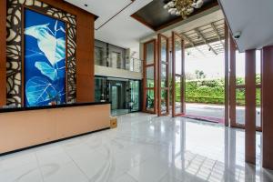2 bedroom penthouse with terrace and great view!