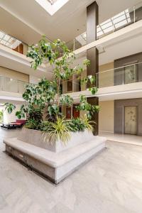 2 bedroom penthouse with terrace and great view!