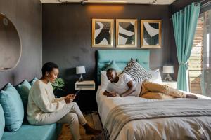 Premium Stay in Central Johannesburg Cultural Heart - Hallmark House