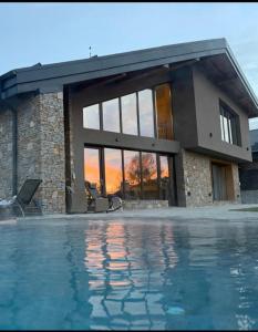 Къщи за гости Авена и Авена 2