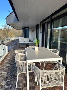 Wunderschöne Familienvilla mit Schlossblick