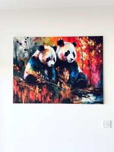 Pandanest elegant apt with views