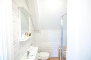 The Attic, Tre-Pol-Pen