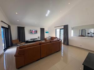 The Lighthouse - Beachfront