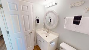 SeaCrest 702- by Holiday Isle Properties