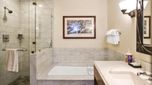 378 Lodge At Spruce Peak Ski In Ski In Ski Out King Studio By Stowe Mountain Rentals