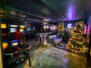 Domaine Le Rocher d Argent avec Piscine Extérieur ,Jacuzzi Intérieur et Salle de jeux