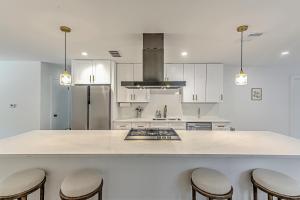 Austin Highlands Retreat - 4BR Home Near SoCo & Downtown ATX