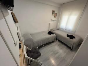 Rooms Mármol, junto a Puerta Toledo