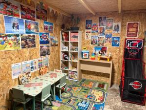 Domaine Le Rocher d Argent avec Piscine Extérieur ,Jacuzzi Intérieur et Salle de jeux