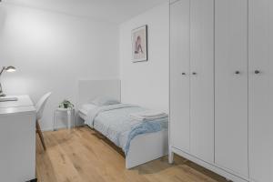 Bright modern home with terrace and underground garage