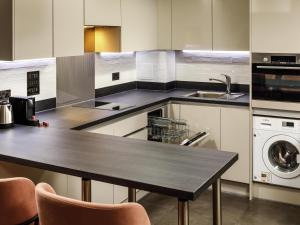 Aparthotel Adagio London Sutton Point