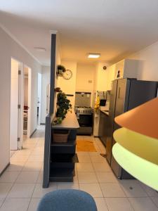 Nuevo - moderno - aire acondicionado- parking privado - céntrico