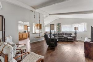 Longmont board games, beds, and boats - 4BR