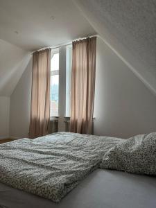 Zweistöckige Wohnung im weissen Lamm