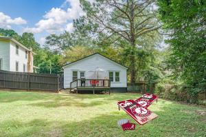 Crimson Tide Cottage- 2 King Beds- 2 5 miles to UA