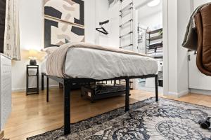 Micro Studio Walk to Time Square