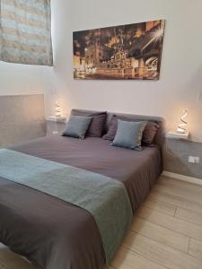 White Roses- free park Mazzini Santorsola