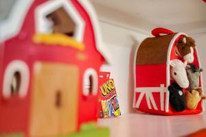 Resort Backyard Sportcourt Pool Hot Tub