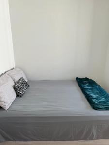 Furnished 2bed 2bath by Hudson River