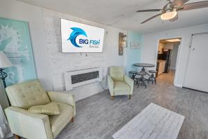 Pets welcome,direct oceanfront, poolside,1 bedroom